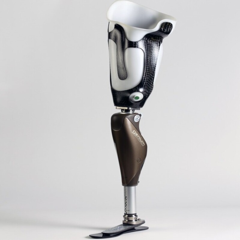 مزایا و معایب کاشت پای مصنوعی به روش ایمپلنت + نکات مهم